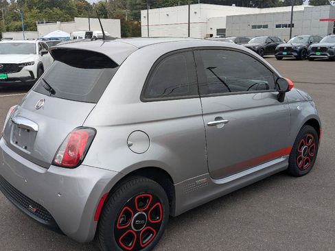 Used 2018 FIAT 500 e w/ Esport Package FWD image 5
