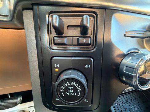 Used 2023 Ford F150 Lariat w/ Equipment Group 502A High AWD/4WD image 20