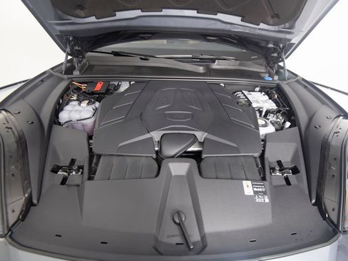 Certified 2026 Porsche Cayenne E-Hybrid AWD/4WD image 39