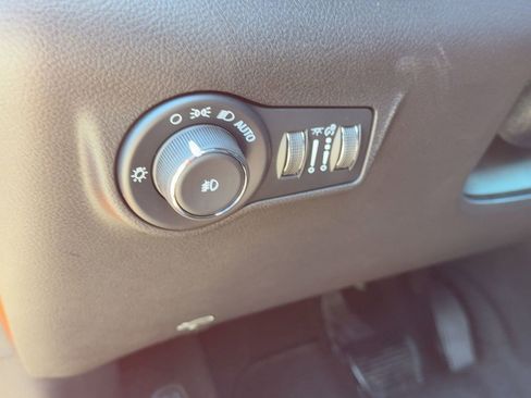 New 2026 Jeep Compass Latitude image 17