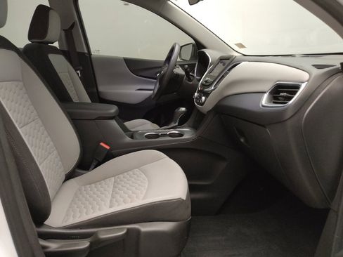 Used 2021 Chevrolet Equinox LS w/ LS Convenience Package image 21