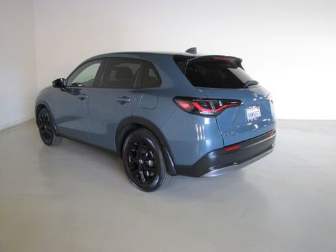 Certified 2025 Honda HR-V Sport image 21
