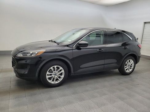 Used 2020 Ford Escape SE FWD image 2