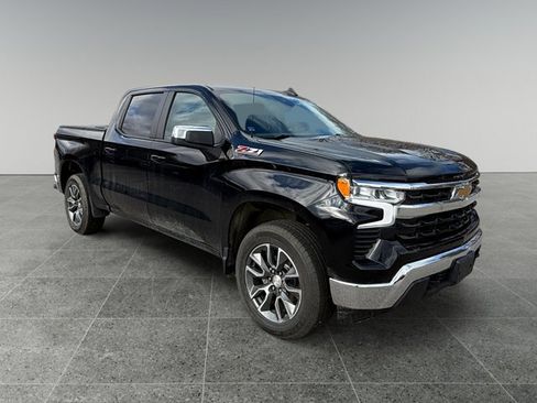Certified 2023 Chevrolet Silverado 1500 LT w/ Z71 Off-Road Package image 7