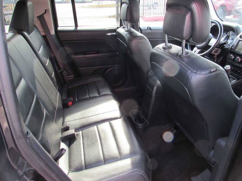 Used 2015 Jeep Patriot 4WD image 9