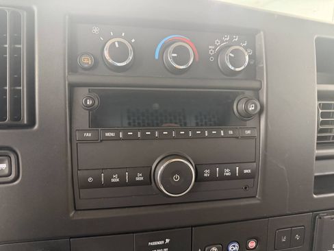 Used 2021 Chevrolet Express 2500 w/ Driver Convenience Package RWD image 12