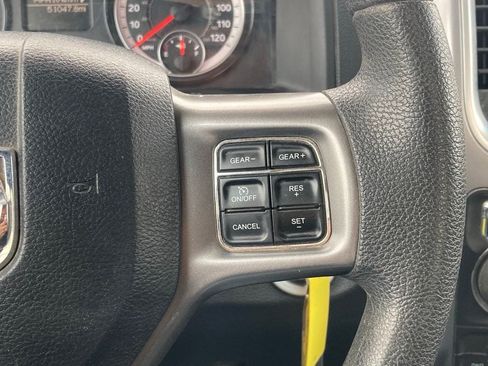 Used 2024 RAM 1500 Classic SLT AWD/4WD image 15