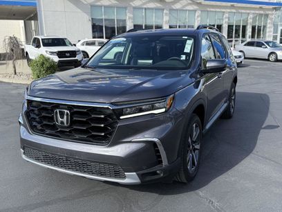 Certified 2025 Honda Pilot Touring