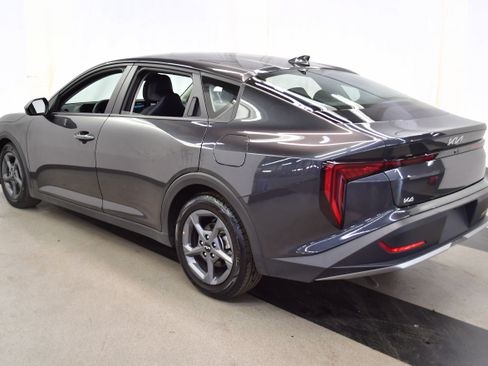 Used 2025 Kia K4 FWD image 5