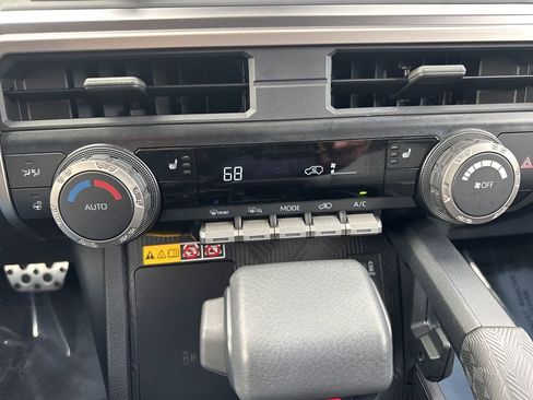 Used 2025 Toyota 4Runner TRD Sport image 17