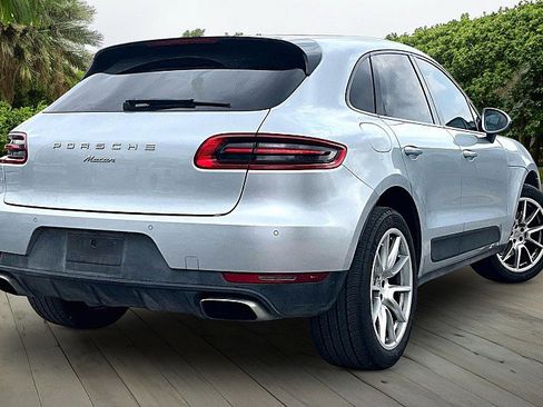 Used 2017 Porsche Macan image 2