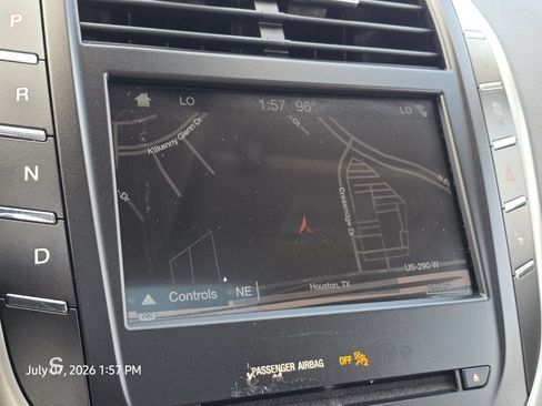 Used 2019 Lincoln MKC Reserve w/ MKC Technology Package FWD image 22