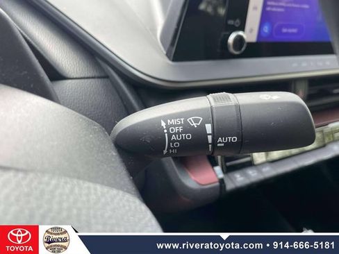 Used 2024 Toyota Prius Prime FWD image 25