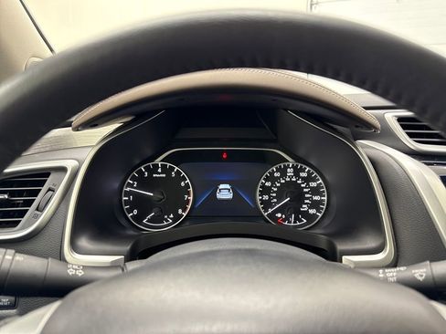 Used 2016 Nissan Murano SL w/ SL Technology Package image 16