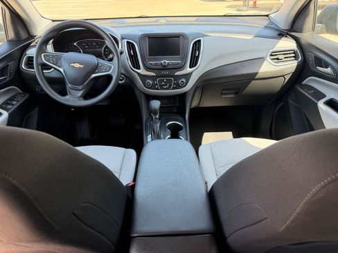 Used 2023 Chevrolet Equinox LS w/ LS Convenience Package FWD image 14