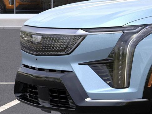 New 2026 Cadillac Optiq Sport 2 image 34