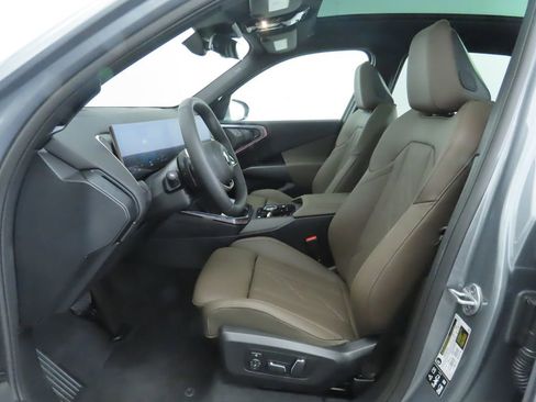 Used 2025 BMW X3 xDrive30i w/ Premium Package image 21