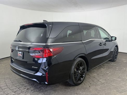 Used 2025 Honda Odyssey Sport-L image 9
