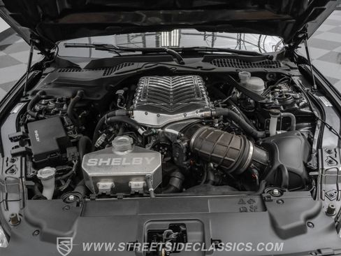 Used 2018 Ford Mustang GT Premium w/ GT Performance Package image 37