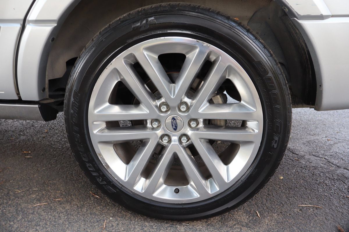 Used 2016 Ford Expedition Platinum AWD/4WD image 44