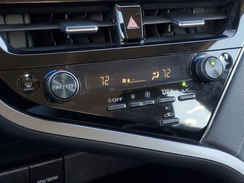 Used 2023 Toyota Camry SE image 20