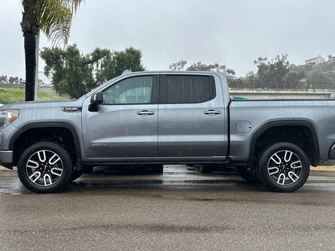 Used 2021 GMC Sierra 1500 AT4 w/ AT4 Premium Package image 9