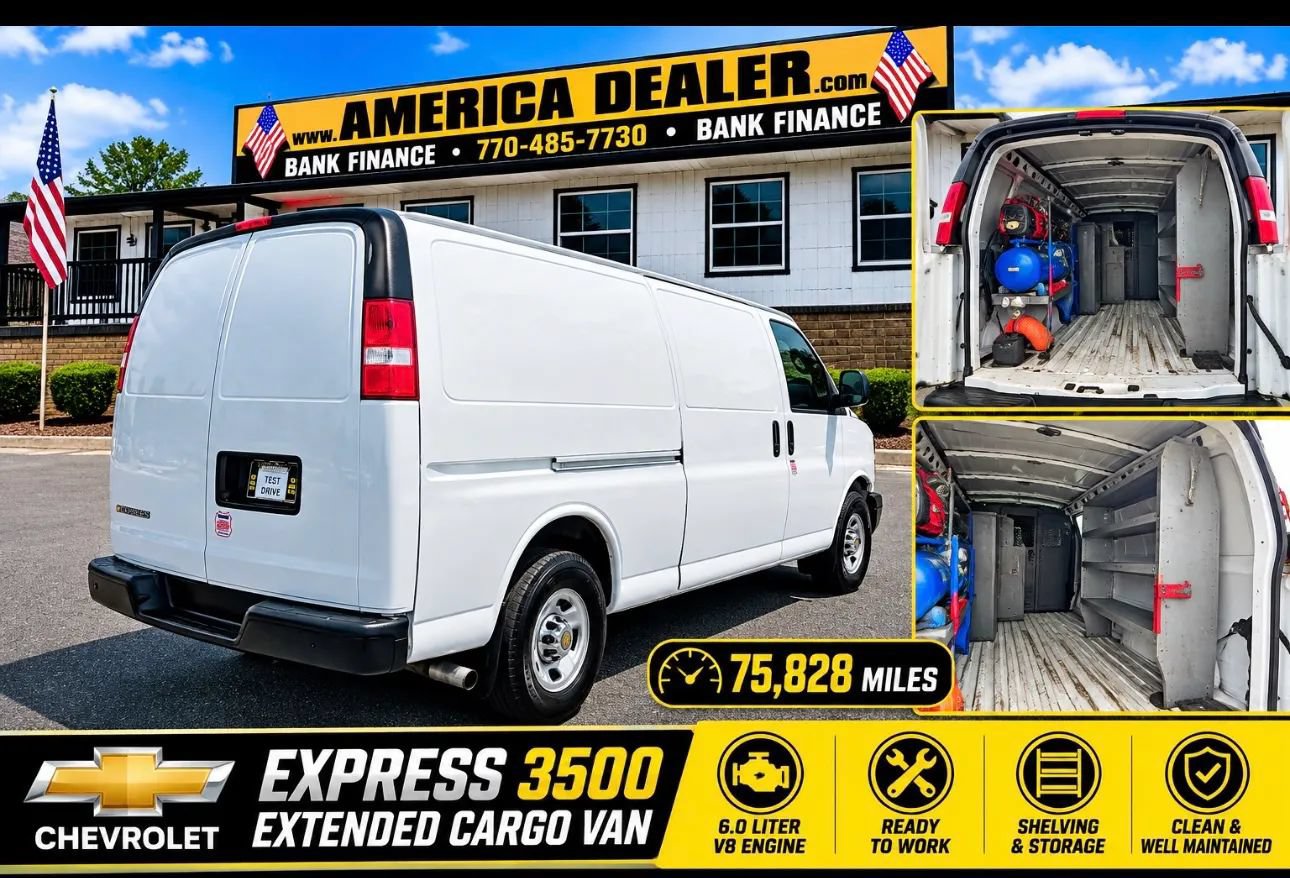Used 2017 Chevrolet Express 3500 Extended RWD image 3