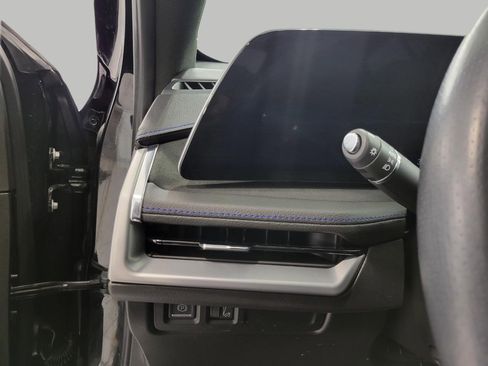 Certified 2024 Cadillac XT4 Sport image 10