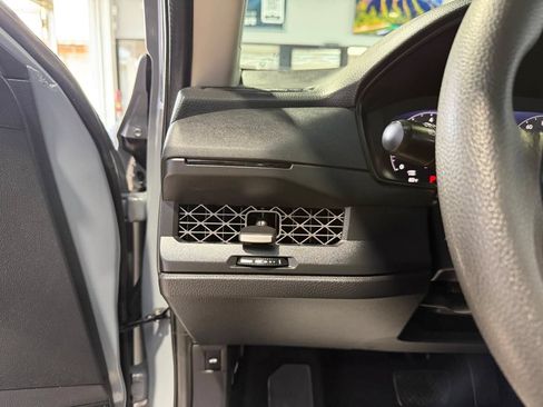 Used 2025 Honda Accord SE image 18
