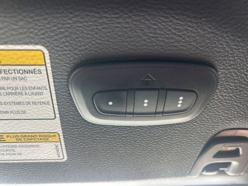 Used 2022 Jeep Wrangler Unlimited Sahara w/ Cold Weather Group image 14