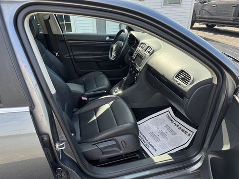 Used 2013 Volkswagen Jetta SE FWD image 14