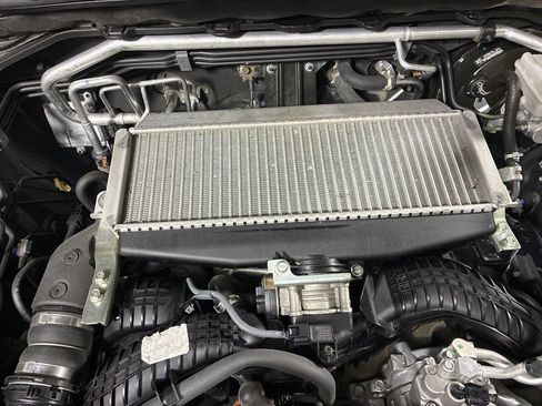 Used 2022 Subaru Ascent Touring image 8