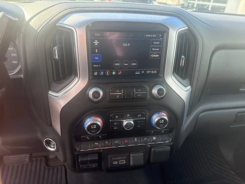 Used 2019 GMC Sierra 1500 SLE w/ SLE Value Package AWD/4WD image 15