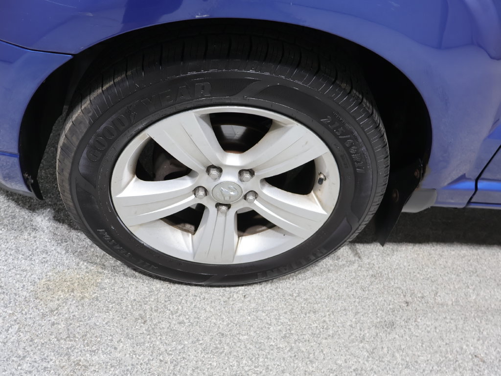 Used 2010 Dodge Caliber SXT FWD image 9