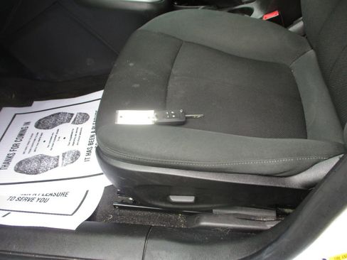 Used 2011 Chevrolet Cruze LT image 11