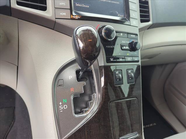 Used 2015 Toyota Venza XLE FWD image 18
