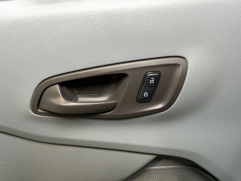 Used 2019 Ford Transit 150 130 Low Roof RWD image 19