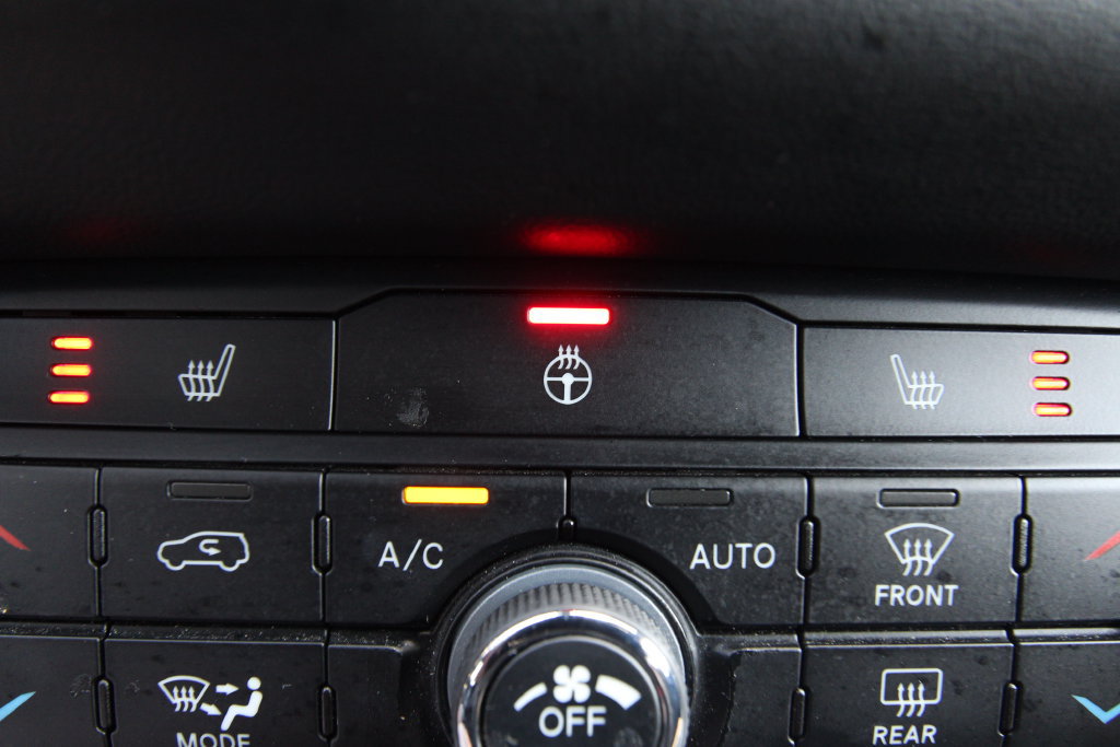 Used 2023 Dodge Durango GT AWD/4WD image 13