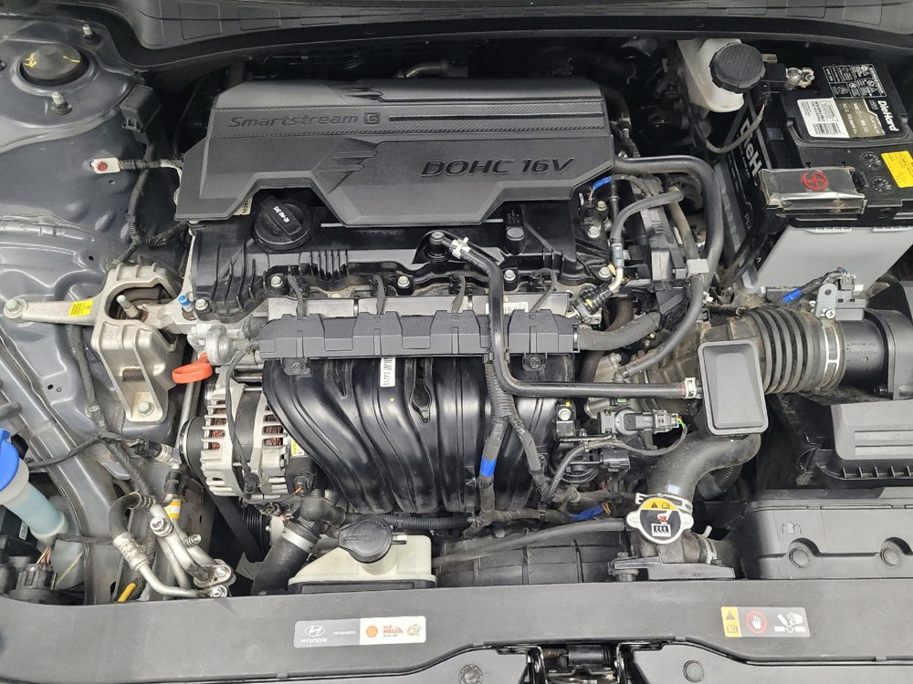 Used 2024 Hyundai Elantra SEL w/ Convenience Package FWD image 30