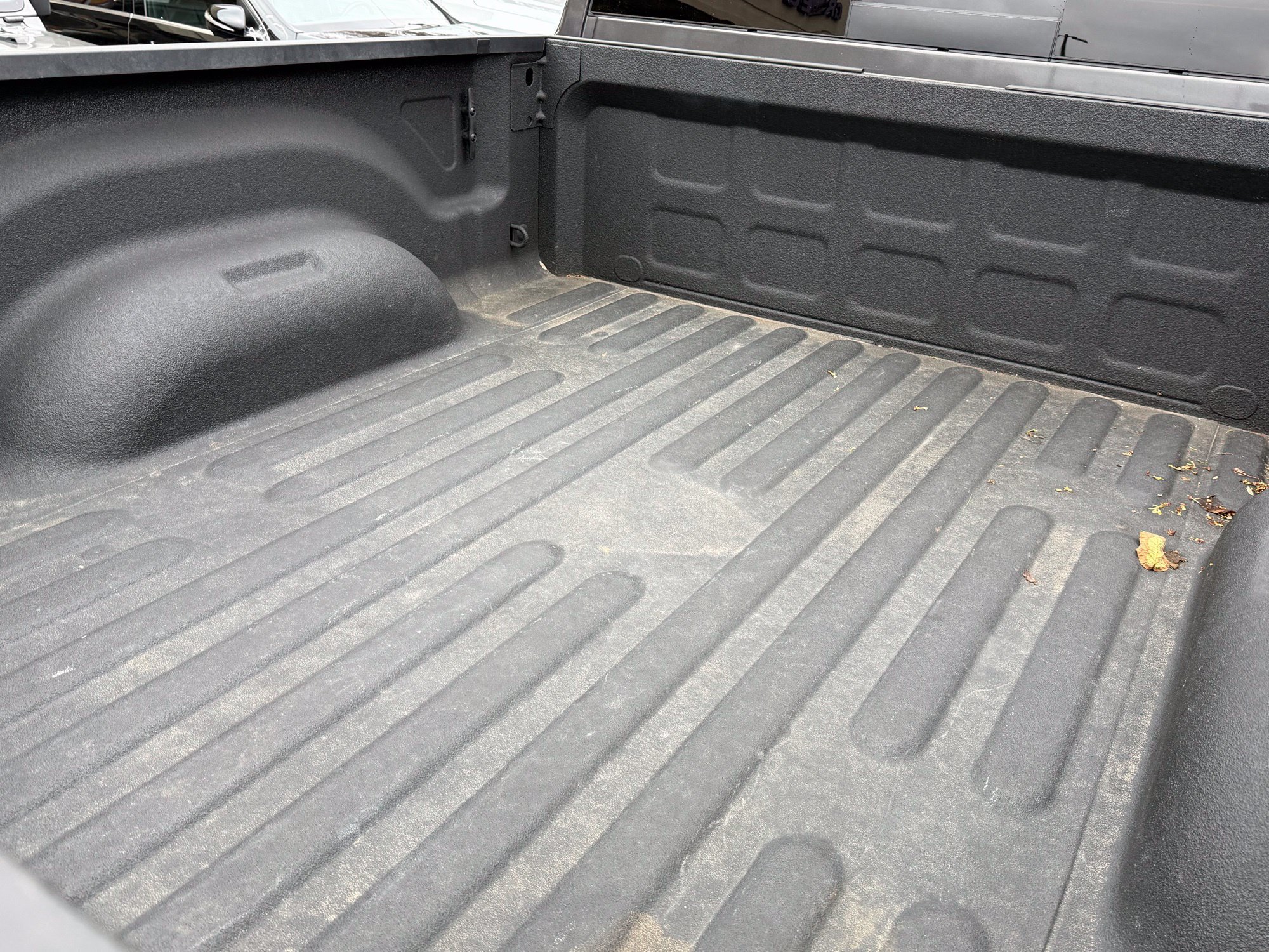 Used 2022 RAM 3500 Laramie AWD/4WD image 13