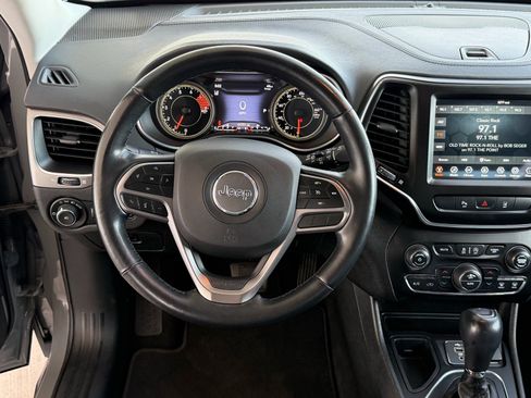 Used 2021 Jeep Cherokee Latitude Lux w/ Comfort/Convenience Group image 13