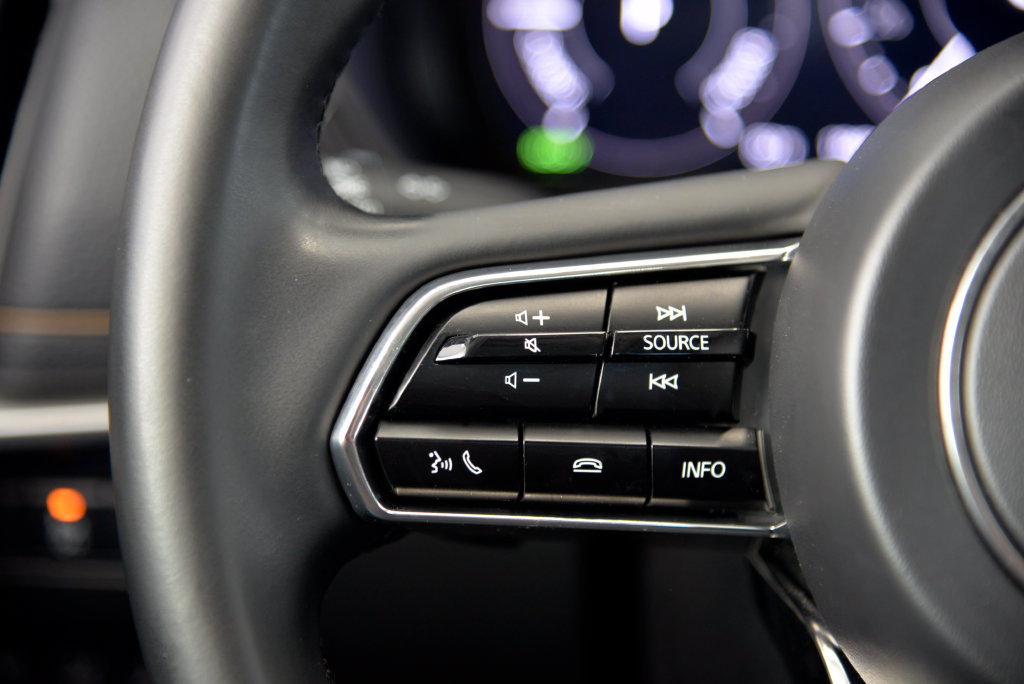 Certified 2024 MAZDA CX-90 Plug-In Hybrid w/ Premium Pkg AWD/4WD image 22