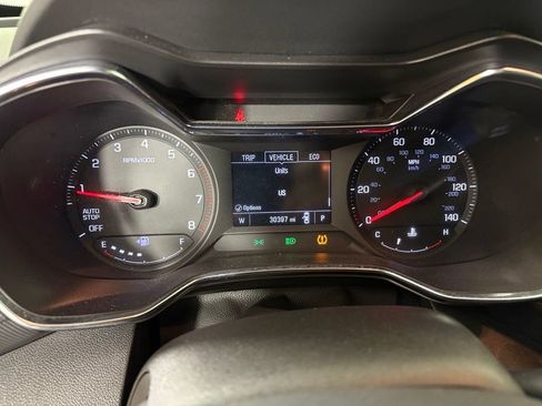 Used 2023 Chevrolet TrailBlazer LT FWD image 25