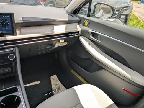 New 2025 Hyundai Sonata SEL image 15