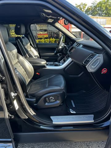 Used 2017 Land Rover Range Rover Sport HSE Dynamic AWD/4WD image 6