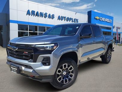 Used 2023 Chevrolet Colorado Z71 w/ Z71 Convenience Package 2
