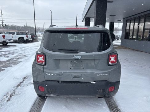Used 2021 Jeep Renegade Limited image 9