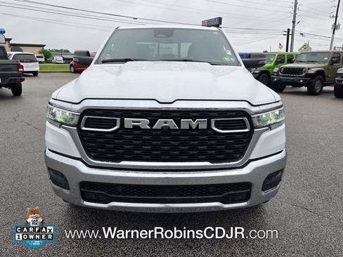 Used 2025 RAM 1500 Big Horn AWD/4WD image 2