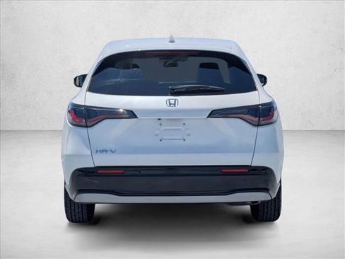 Used 2024 Honda HR-V EX-L image 8