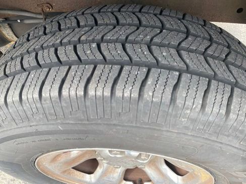 Used 2004 Dodge Ram 1500 Truck SLT w/ Trailer Tow Group RWD image 8